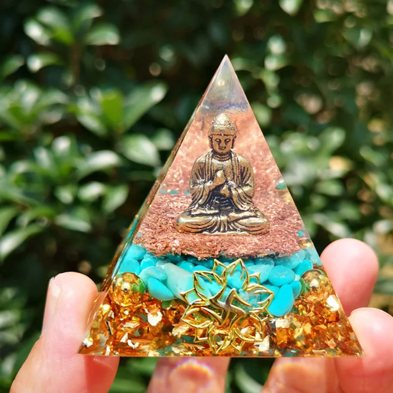 

1PC Creative Energy Pyramid Crystal Epoxy Resin Ornaments DIY Home Desktop Decoration