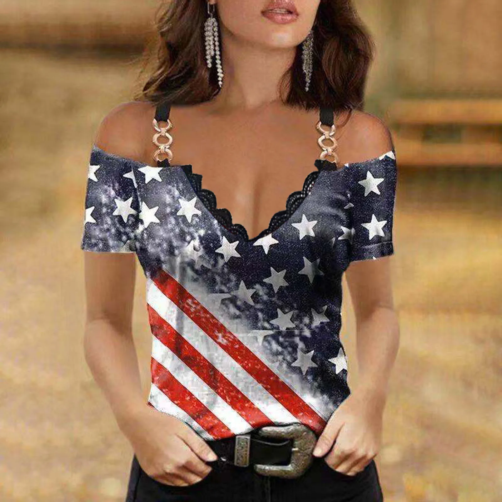 

Топ женский летний с открытыми плечами и V-образным вырезом