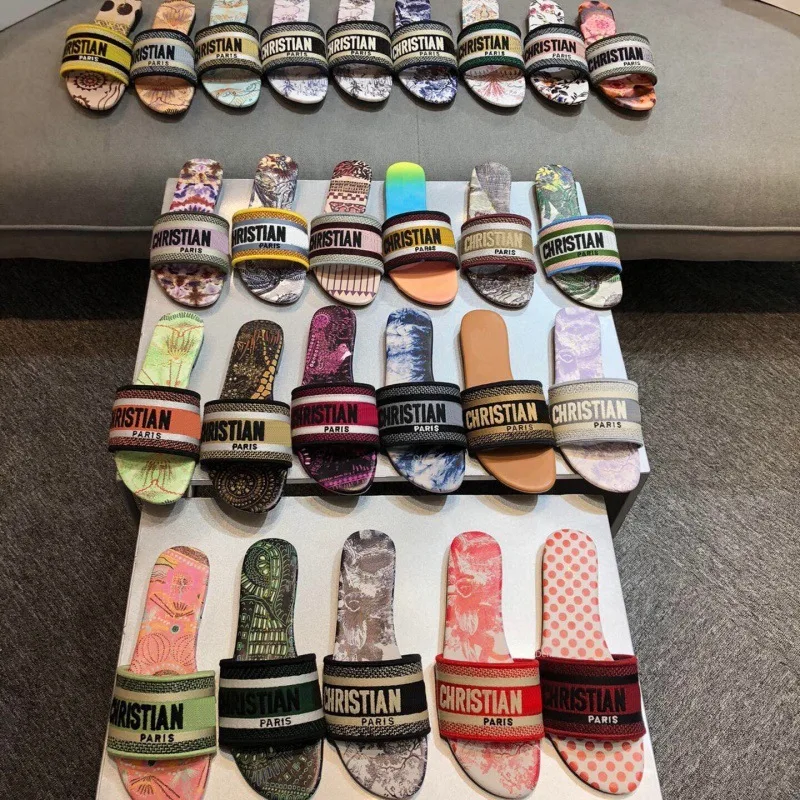 Сандалии женские с вышивкой плоская подошва шлепанцы Повседневная Уличная обувь