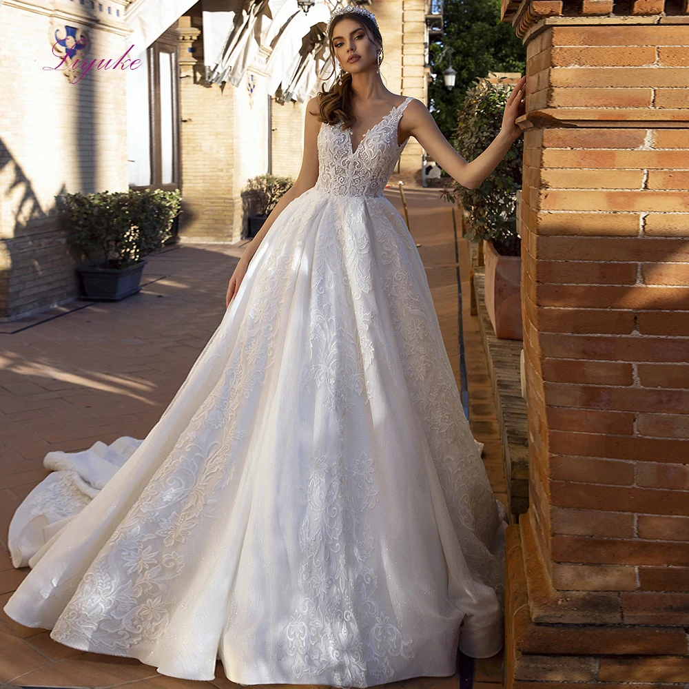 Liyuke 2019 Элегантное свадебное платье бальное с v образным вырезом кружевной