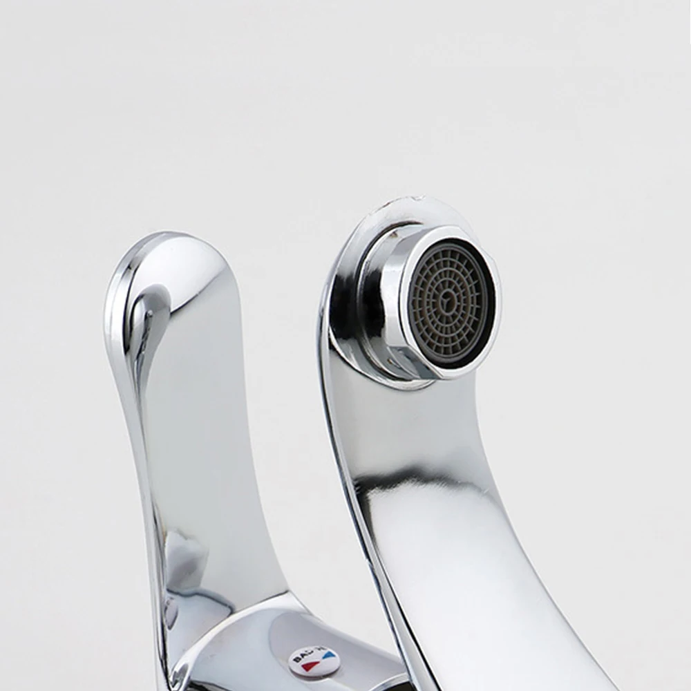 

Single Handle Basin Faucet 3 hole Zinc Alloy Bathroom Faucet Kitchen Sink Water Tap Hot Cold Wash Basin Mixer Modern Fixture