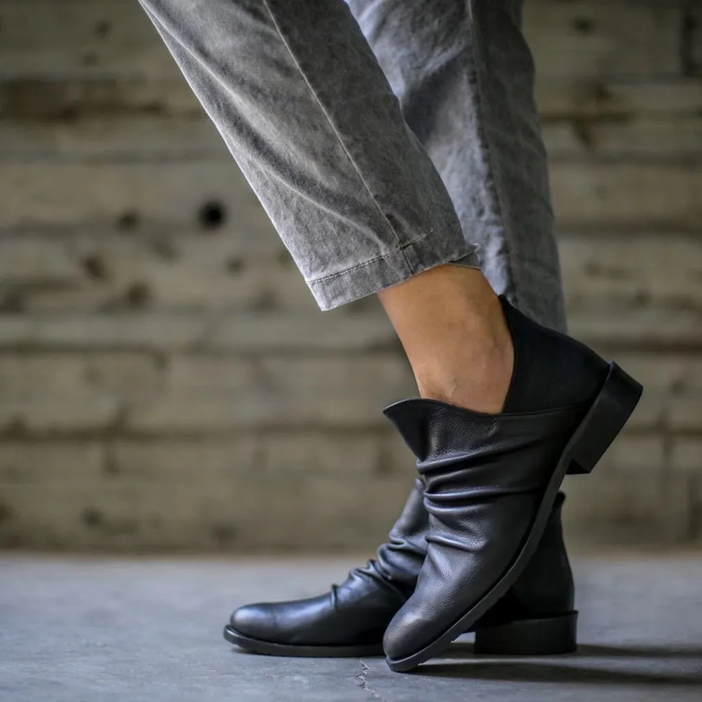 Женские ботильоны из флока без шнуровки с круглым носком на квадратном каблуке 2