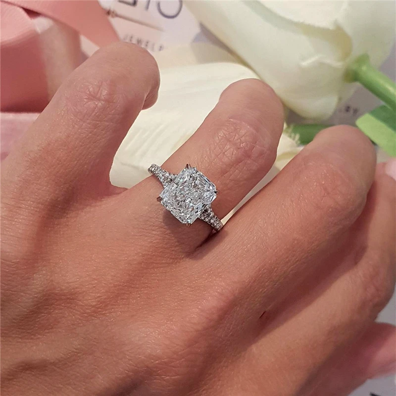 

RandH 2.7 Carat 9*7mm DEF Color Split Shank Elongated Radiant Cut Moissanite Full Set Engagement Wedding Ring 14K Pure Gold