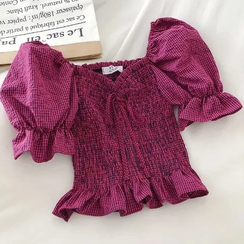 

Shirts & Blouses