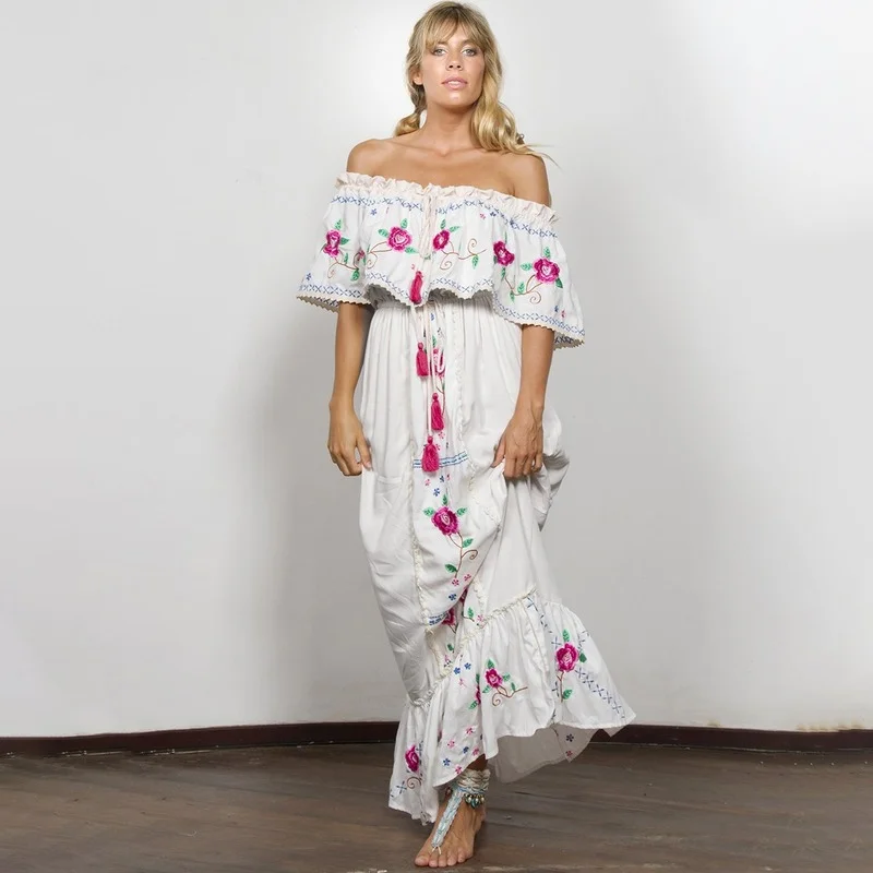 

2021 Summer Bohemian Dress Ladies Elegant Embroidery Lace Long Dress Strapless Sexy Slash Neck Casual Beach Summer Dress Women