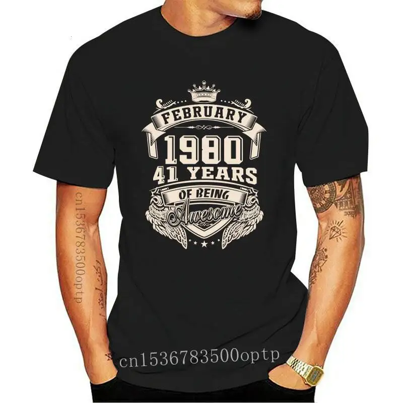 

New Custom Logo Born In February 1980 41 Years Of Being Awesome T Shirt Oversize Cotton Crewneck Custom Short Sleeve T-shirt
