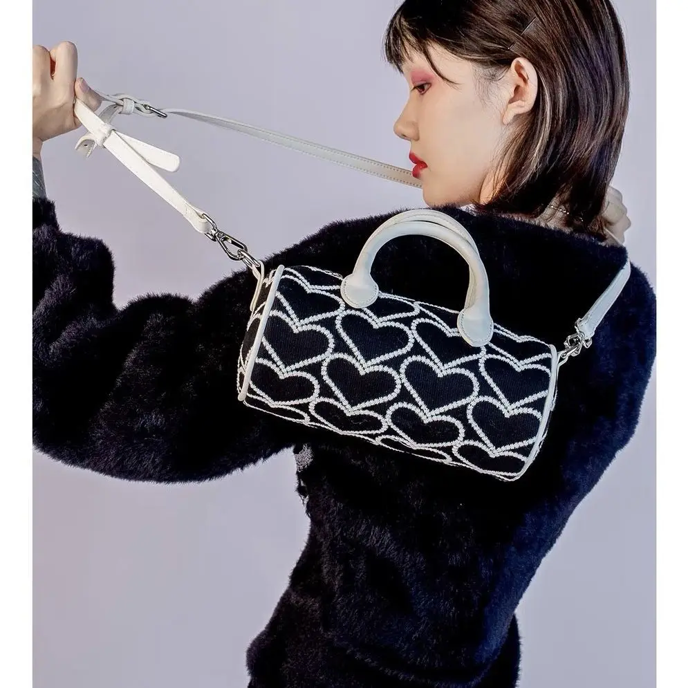 

Женская сумка с вышивкой из ПУ кожи Y2K, новая модная однотонная мягкая сумка на плечо с застежкой, кошельки и сумки, женская сумка