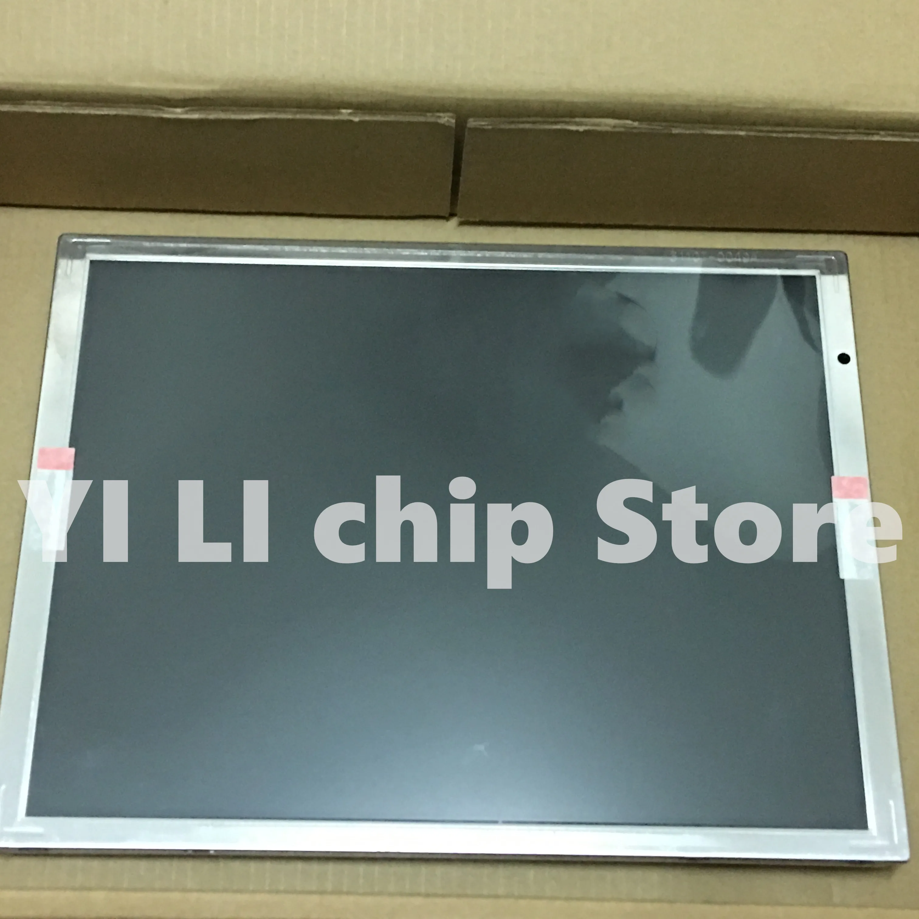

NEW LCD SCREEN LB104V03(A1) +30$ shipping
