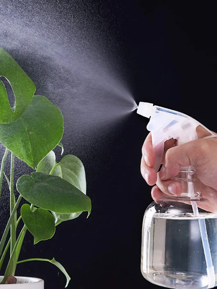 

500ml Translucent Plastic Spray Bottle With Reusable Portable Durable Mist Sprayer Watering Can For Gardening Plants