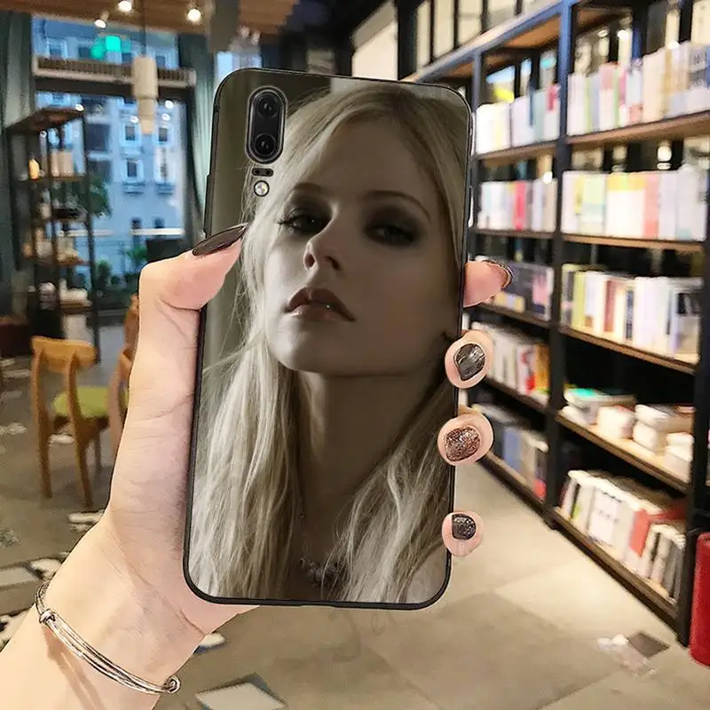 

Avril Lavigne Famous Canadian rock singer high quality Phone Case For Huawei honor Mate P 10 20 30 40 Pro 10i 9 10 20 8 x Lite