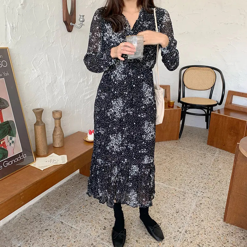 

Alien Kitty Vintage Fresh Sweet Chiffon Waist-Controlled Chic Elegant Chic V-Neck Pleated 2021 Print Floral Women Retro Dresses