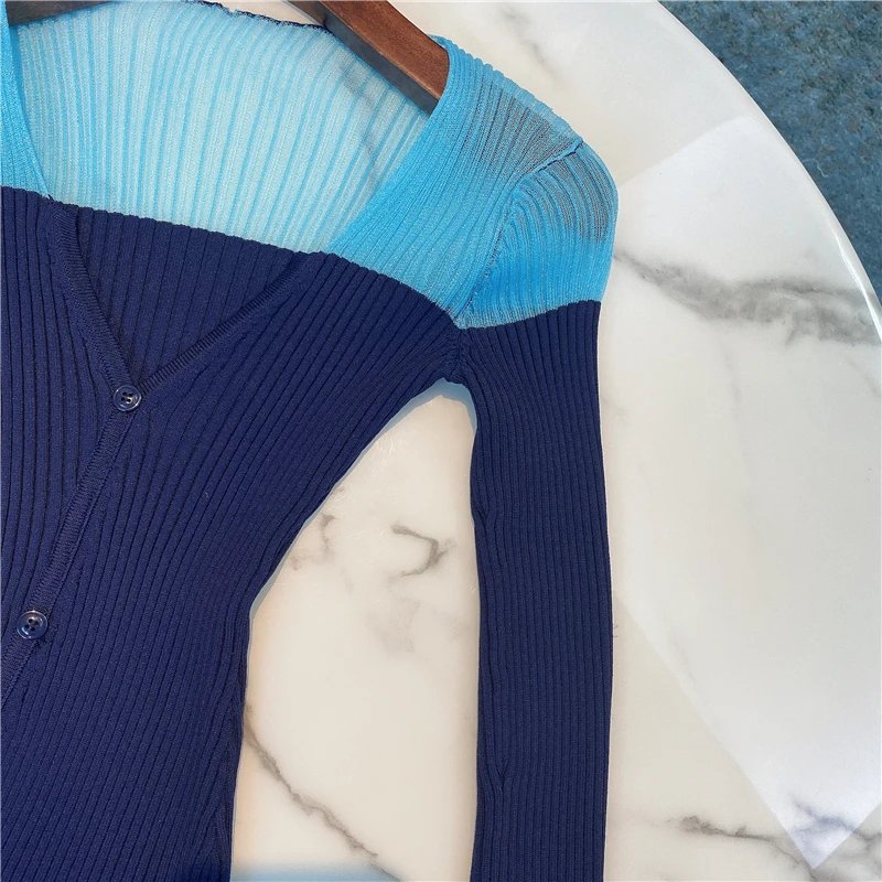 

Women's Knitwear Top 2020 Summer Temperament Slim V-neck Sexy Short Cropped Shirt Girls Ladies Outfit Knitted Top Blusas Femme