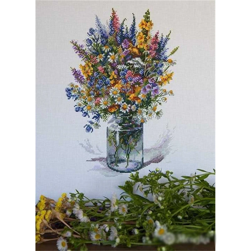 

ZZ5470 Cross stitch kits Embroidery hoop cross stitch threads Cross-stitch cross embroidery scheme Floss threads Gift on march 8