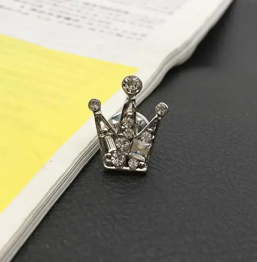silver Новые корейские модные элегантные ноты, стразы, брошь для мужчин и женщин, брошь для костюма, шелковый шарф, свитер с пряжкой, брошь для пальто - Окраска металла: silver
