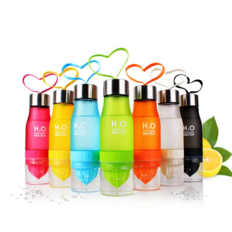 

Creative Lemonade Plastic Bottle High Quality Juicer Outdoor Sports Drinking Utensils Children Water Bottle Manual Juice Cup