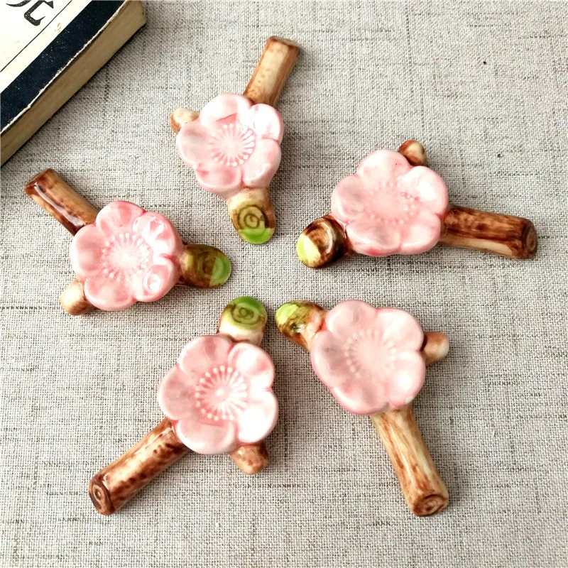 

Japanese style cherry ceramic chopstick rest chopstick holder home chopstick rest chopstick pillow pen holder pen holder