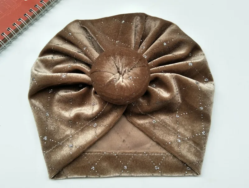 

16pc/lot New Baby Velvet Hat Solid Donuts Turban Caps Toddler Boy Girl Infant Beanie Hat Children's Round Knot Hats Hedwear