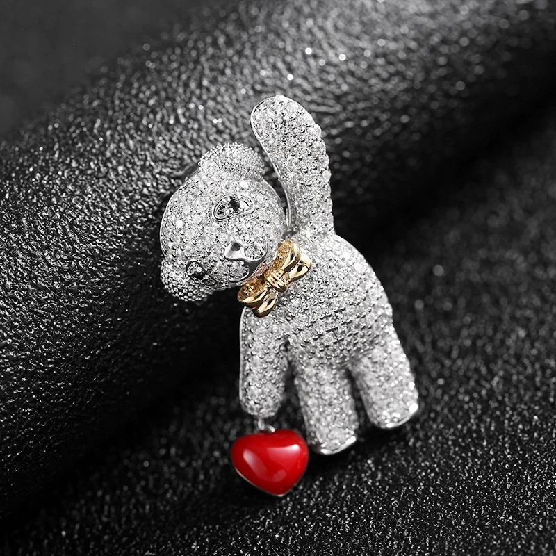 Lovely Bear Crystal Brooches for Women Sweet Teddy Holding Red Heart Enamel Pins Gold Bowknot Brooch Vintage Animal Jewelry