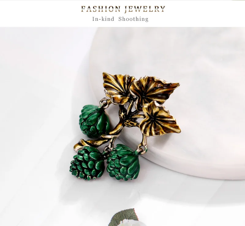 New Fashion Pine Cone Brooches Summer Elegant Plant Pin Wedding Bouquet Brooch For Woman Party Dress Coat Jewelry Accessories