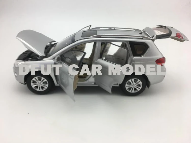 1:18 сплав игрушки H6 модель автомобиля SUV детских игрушечных автомобилей авторизованный игрушки для детей