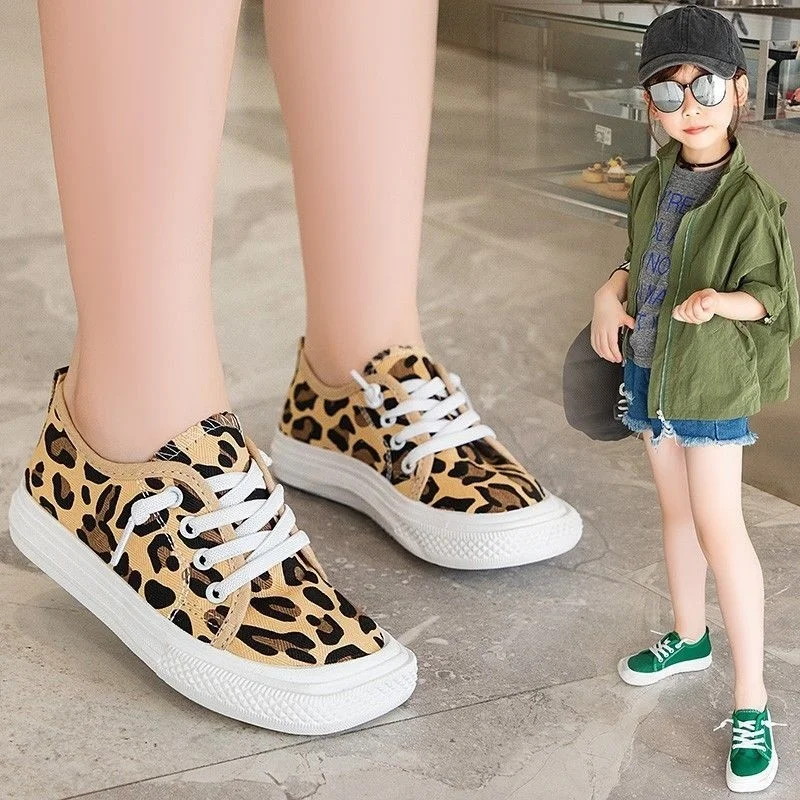 

Girl's Canvas Shoes New Korean Children's Single Soft Sole Student's Square Head Cloth Boy's Casual performance Girls Flats