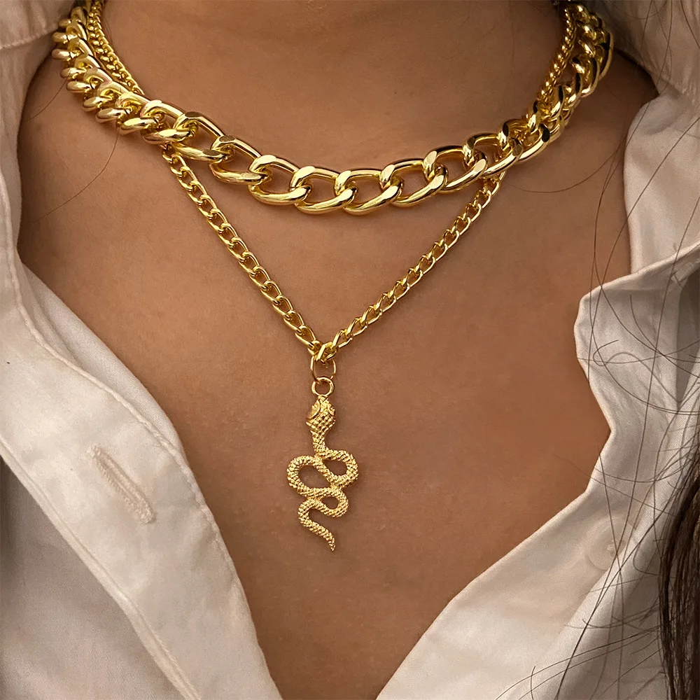 

Multilayer Snake Pendant Necklaces for Women Trend Bohemian Big Thick Chain Choker Fashion Female Party Jewelry