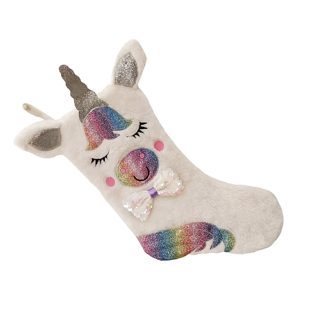 

Креативная подвеска в виде рождественской елки с единорогом