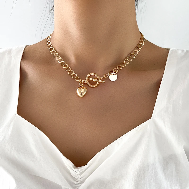 

Aprilwell Gothic Choker Necklaces For Women Heart Collier Collar Aesthetic 2021 Gold Chain Y2k Jewelry Accessories Gift Egirl