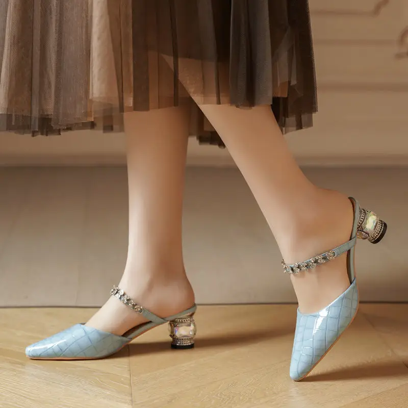 

Close toe Slippers,Women's Sandal,Summer Heels,Girls Rhinestone Slides for outside wearing,Pointed toe,BLUE,BEIGE,Dropship BA-74