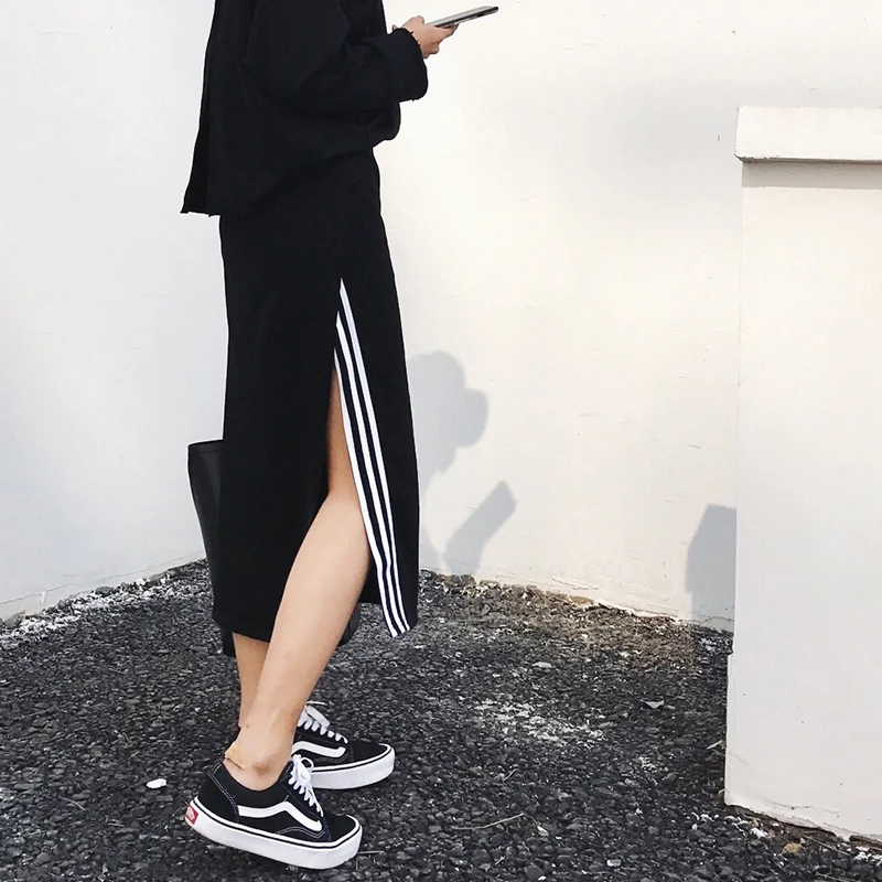 Женская однотонная длинная юбка в полоску с разрезом сбоку весна лето 2019|long side slit