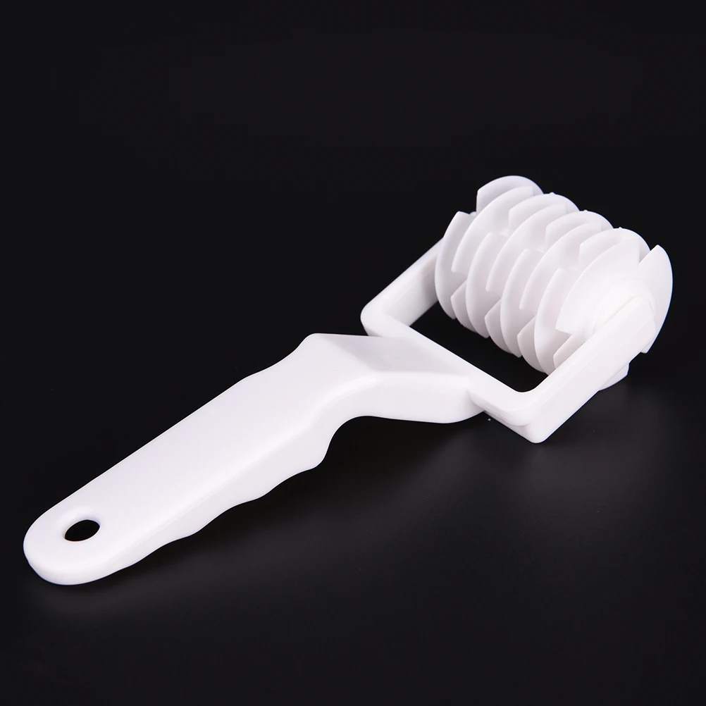 

White Plastic Wheel Knife Embossing Dough Roller Lattice Craft Cooking Tools Large Size Pull Net Pizza Cutters & Wheels