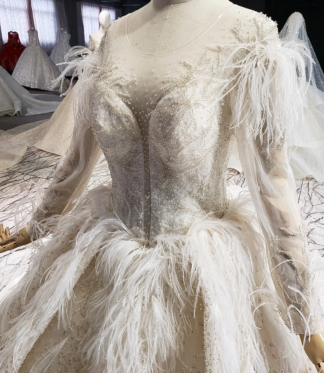 Boho Свадебные платья с круглым вырезом и длинными рукавами свадебные перьями