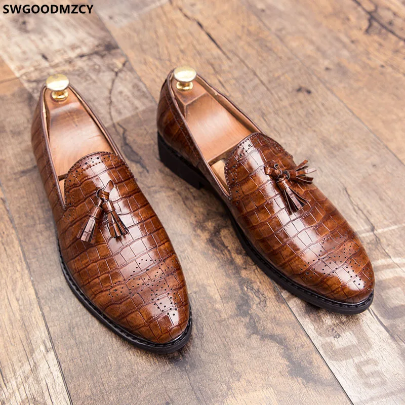 Brown Dressing Shoes for Men Office 2023 Formal Loafers Man Shoes High Quality Leather Tassel Formal Shoes Men Chaussure Homme images - 6