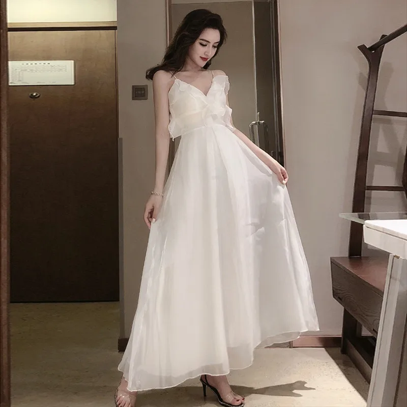 

Платье женское праздничное длинное с глубоким V-образным вырезом, модное белое вечернее на бретелях-спагетти, сказочное пляжное в богемном ...