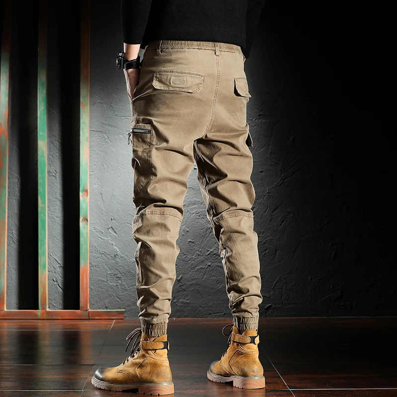 

Japanese Fashion Casual Joggers Jeans Men Vintage Designer Multi Pockets Loose Fit Harem Trousers Streetwear Hip Hop Cargo Pants