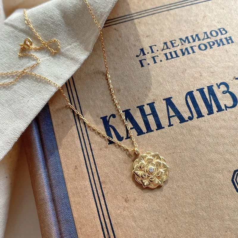 Leouerry ожерелья с подвеской в виде лотоса из стерлингового серебра 925 пробы