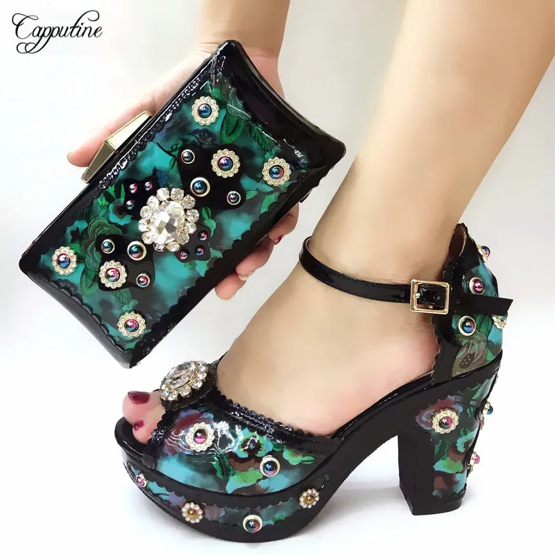 Самые модные комплекты из дизайнерских туфель на высоком каблуке и сумочки