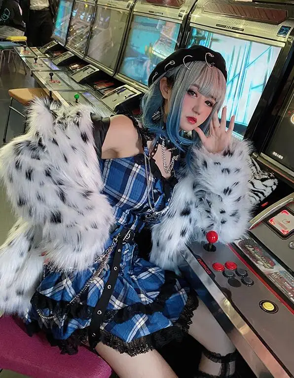 

Japanese Harajuku Style Girls Blue Plaid High Waist Pleated Skirts Sweet Mini Cake Skirts Kawaii Cosplay Hot Girl Suit