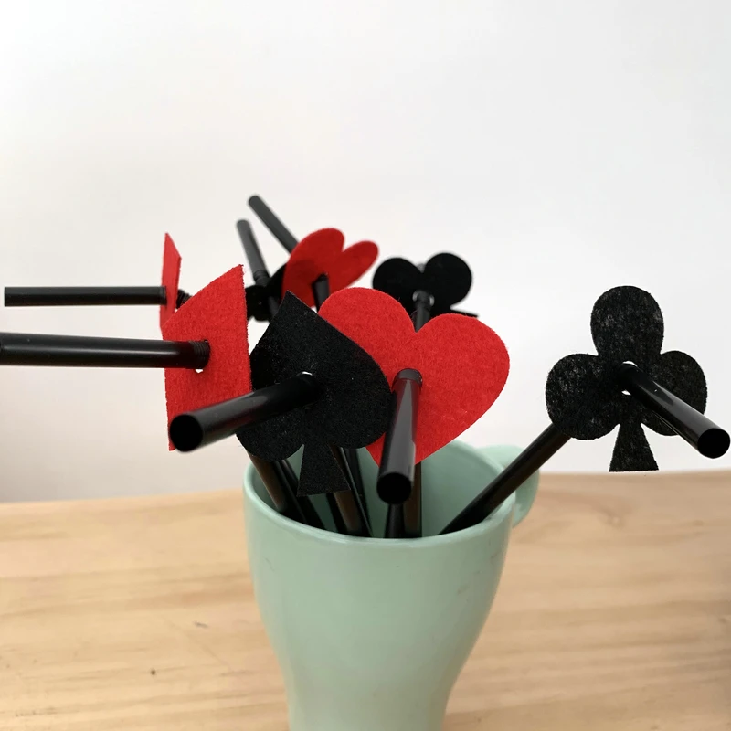 Казино покера соломы держащих букет невесты на свадьбе и события аксессуары для