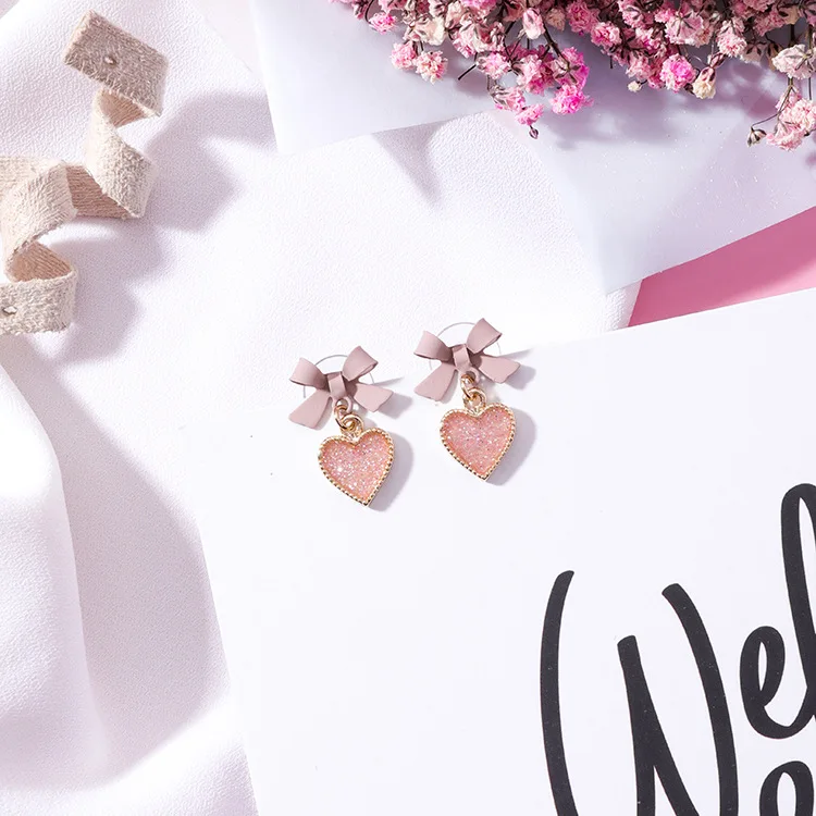Классические Акриловые женские красивые серьги-гвоздики в форме сердца милые
