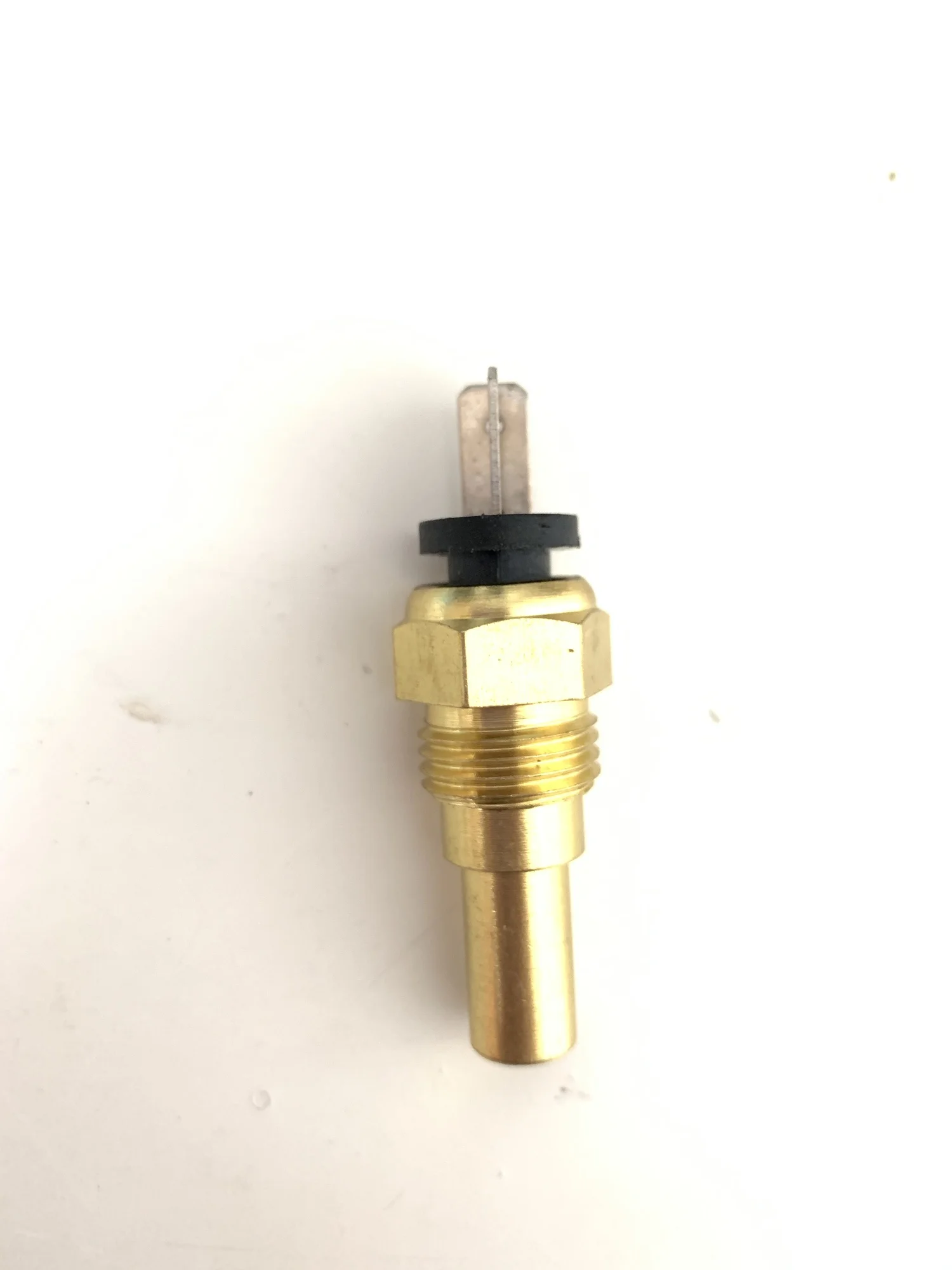 

Новый датчик температуры воды для mitsubishi colt / cowboy Pajero / shogunate open OEM # md050214