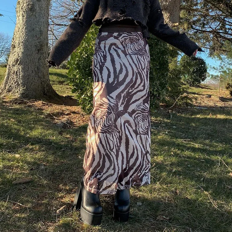 

Summer Women\u2019s Vintage Irregular Printing Skirt Personality Mesh Yarn High-waist Slim Fit Long Beach Skirt