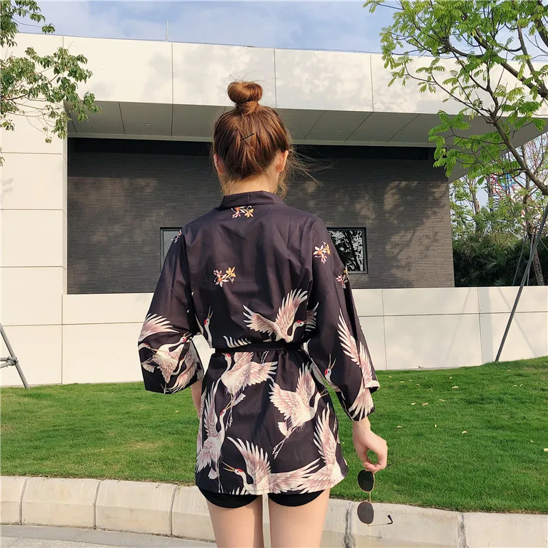 Женский кардиган с черным краном Kimonos кимоно в японском стиле традиционное