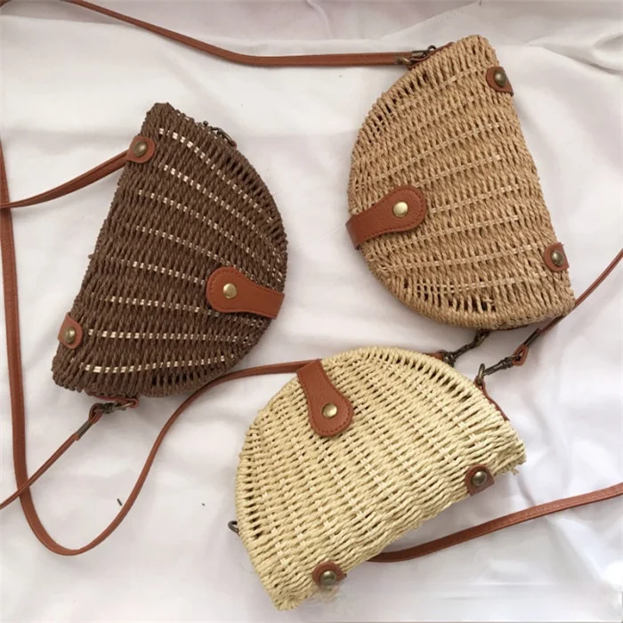 

Elegant Female Weave Tote Bags 2021 Fashion New High Quality Womens Designer Handbag Semicircle Saddle Bag Straw Beach Travel