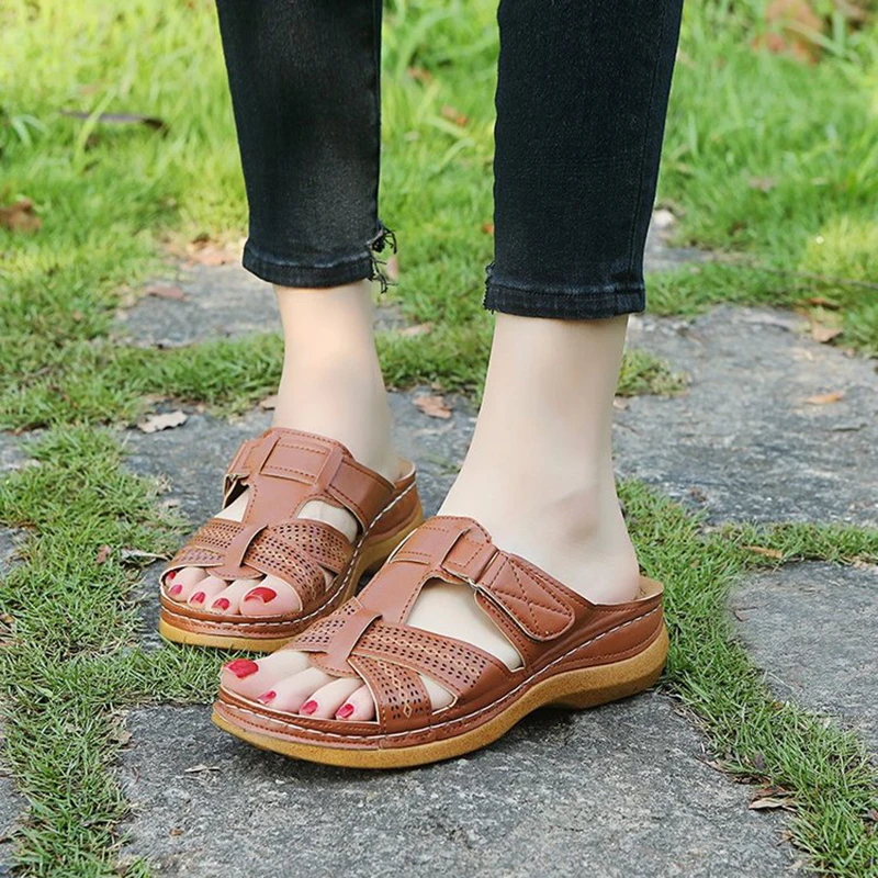 Брендовые летние женские сандалии Обувь без шнуровки Женские 2020 пляжные