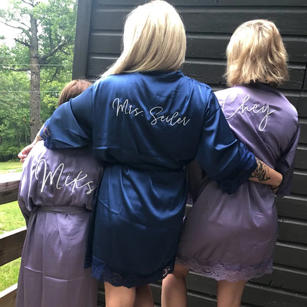 

purple satin Bridal party robe,custom lace bride to be nightgown,navy get ready bathrobe,bachelorette nightdress,Marriage gift