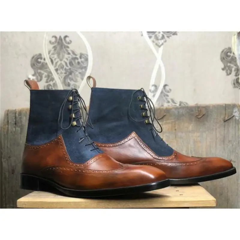 

2021 New Men Shoes Fashion Trend Elegant Gentleman Handmade Brown PU Stitching Blue Suede Lace Comfortable Brogue Boots KE540
