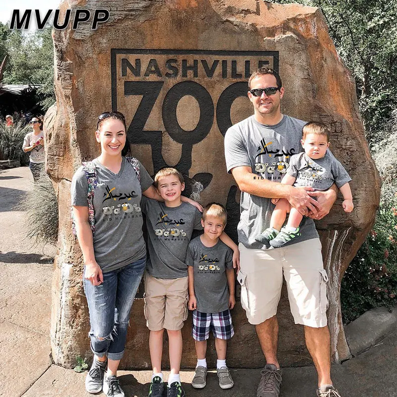 

Eid al-Adha/летние одинаковые футболки для всей семьи, одежда с круглым вырезом для мамы и дочки, хлопковая Футболка с принтом, Модный комплект од...