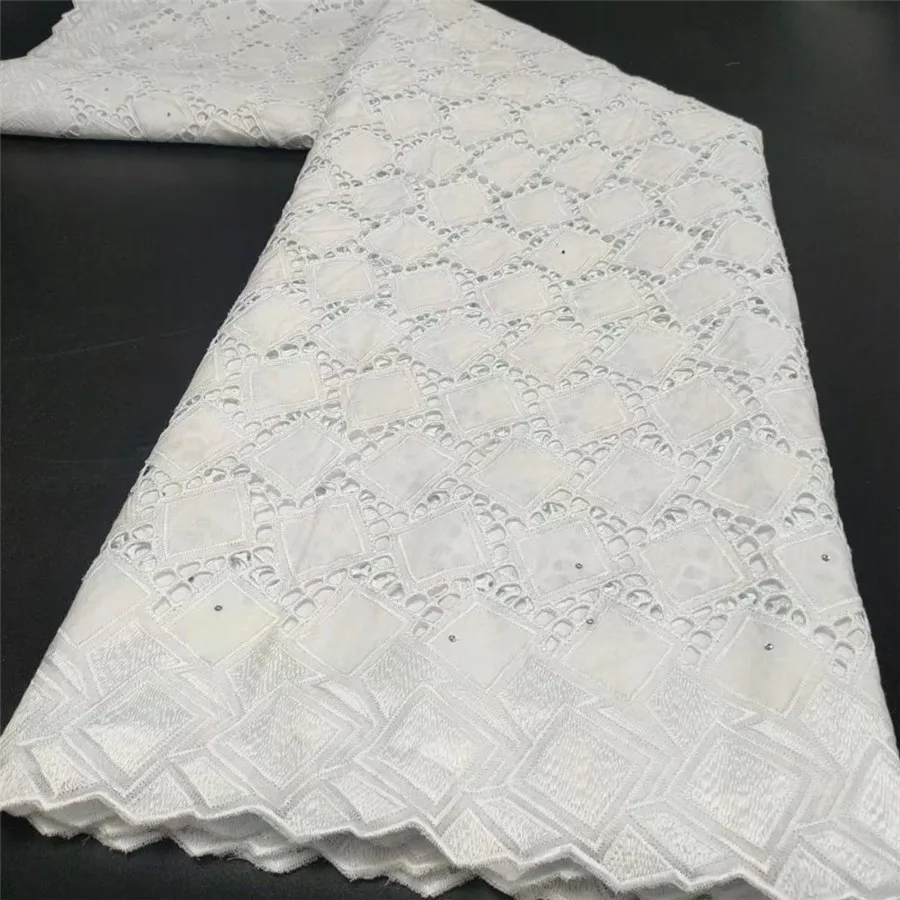 

2022 White Swiss Voile Fabric Embroidery Eyelet Cloth African Cotton Lace Material Tissu Broderie Africain Suisse Coton TC75
