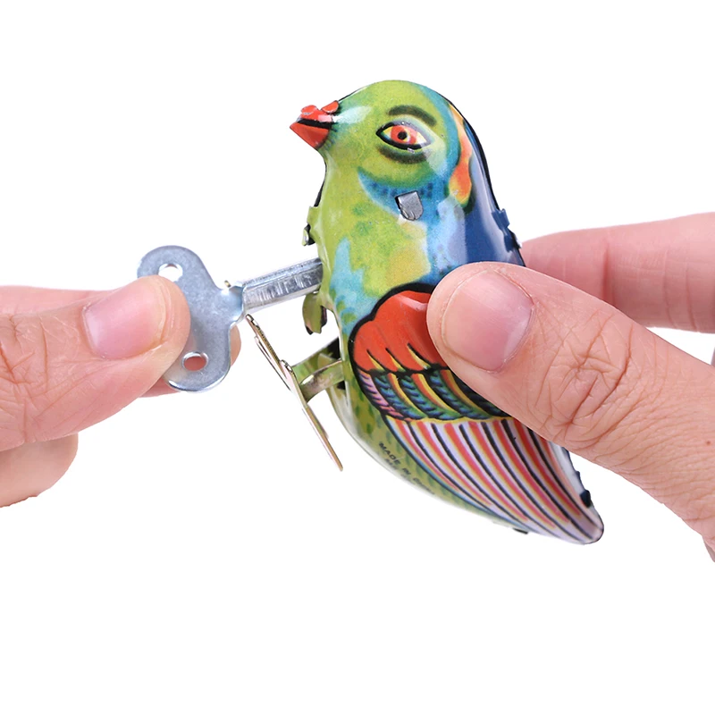 1pcs Vintage Wind-Up Magpie Bird Pecking Tin Toys For Children Mechanical Toy Kids |